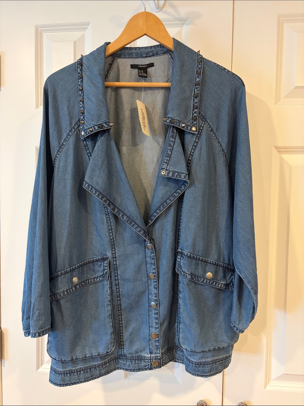 NWT Forever 21 lightweight denim jacket: M